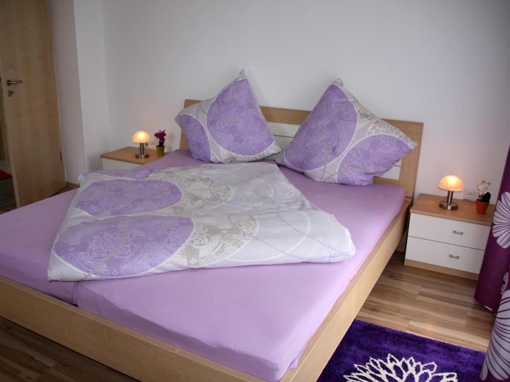 Dogge, Ferienwohnung Целе Екстериор снимка